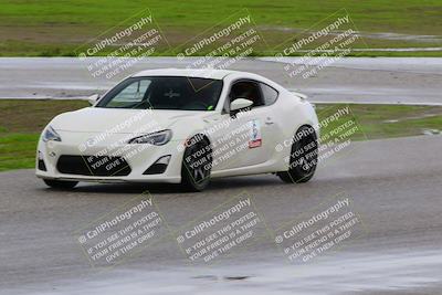 media/Jan-08-2023-OnGrid (Sun) [[46c634b271]]/Green/Front Straight (940am)/